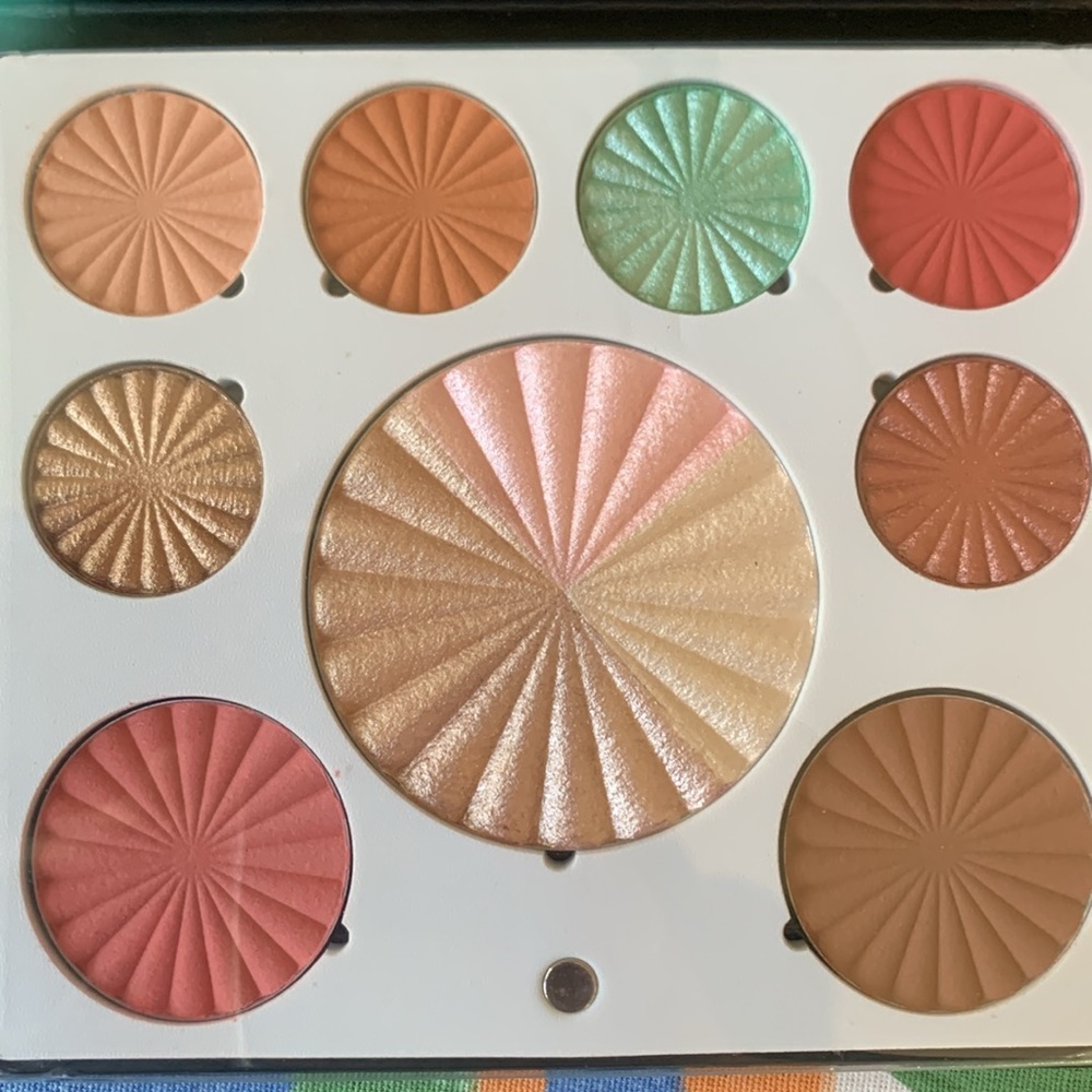 OFRA Mini Mix Palette Good To Go
